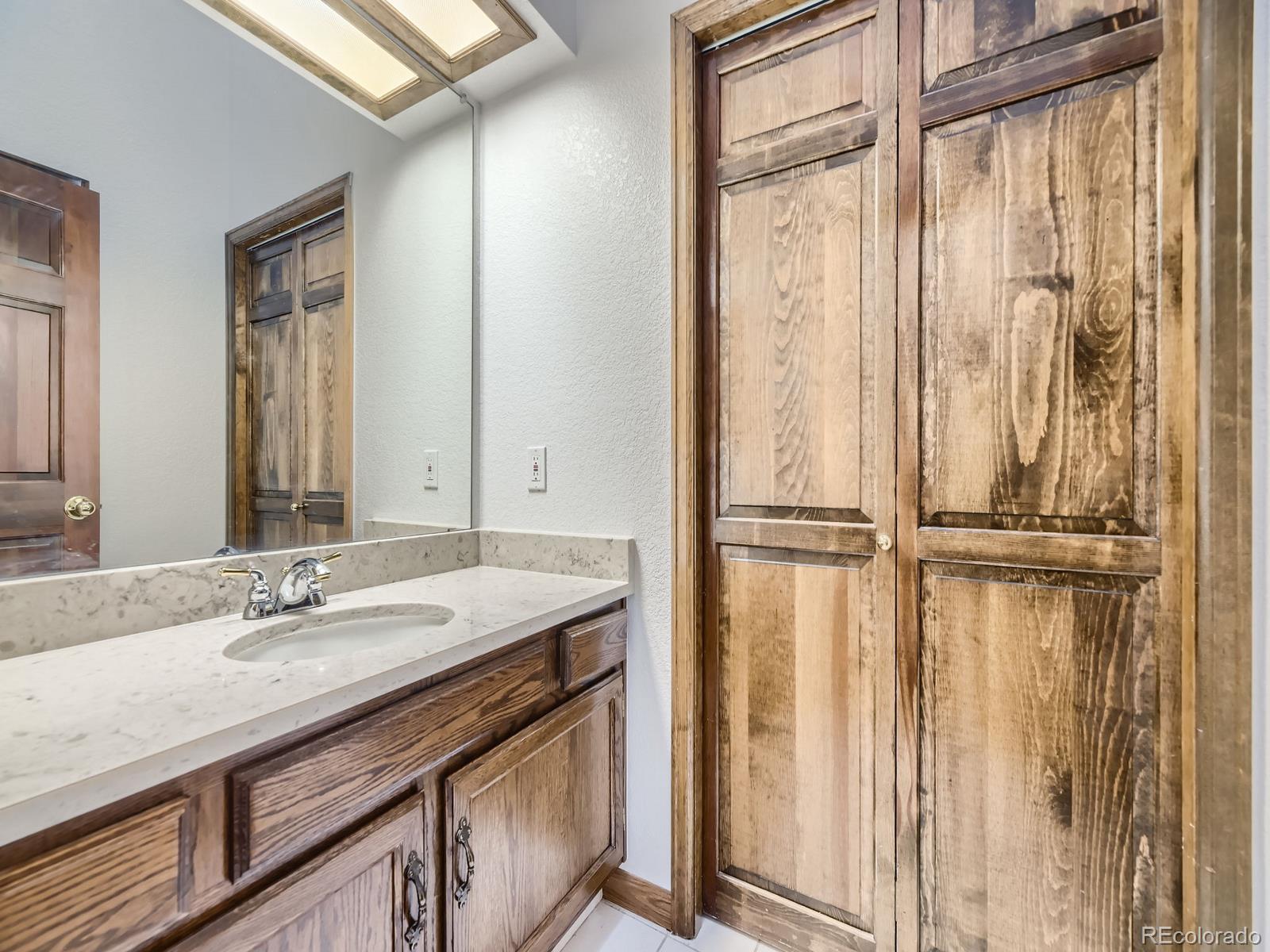 MLS Image #19 for 1408 e nichols circle,centennial, Colorado