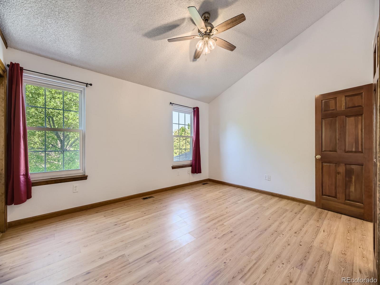 MLS Image #9 for 1408 e nichols circle,centennial, Colorado