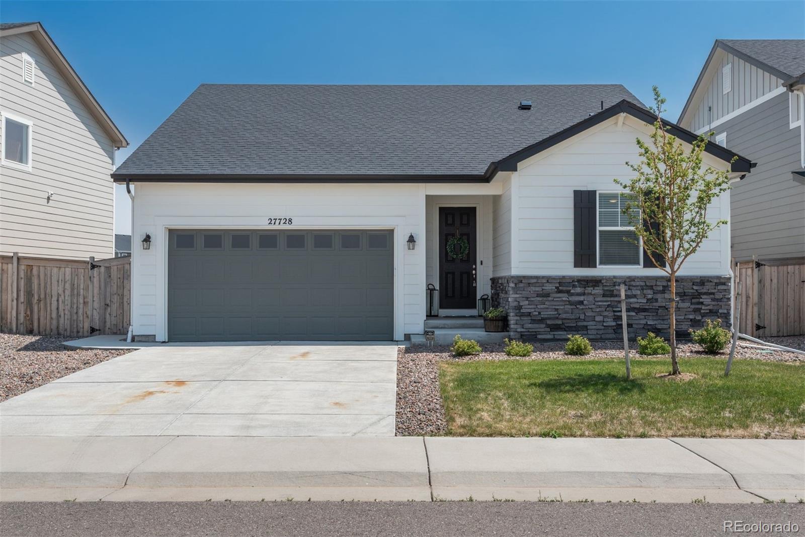 MLS Image #2 for 27728 e 10th drive,aurora, Colorado