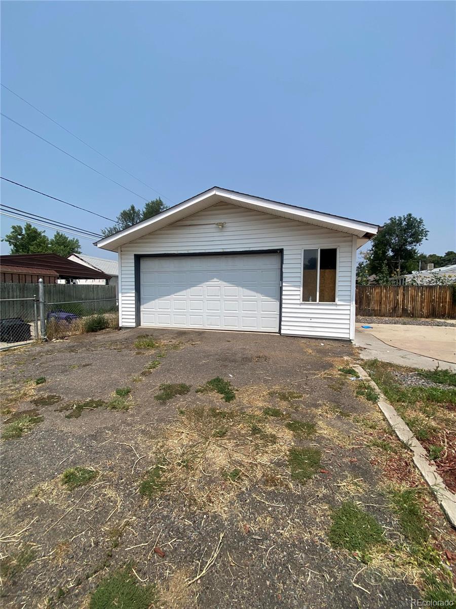 MLS Image #2 for 1385 s newton street,denver, Colorado