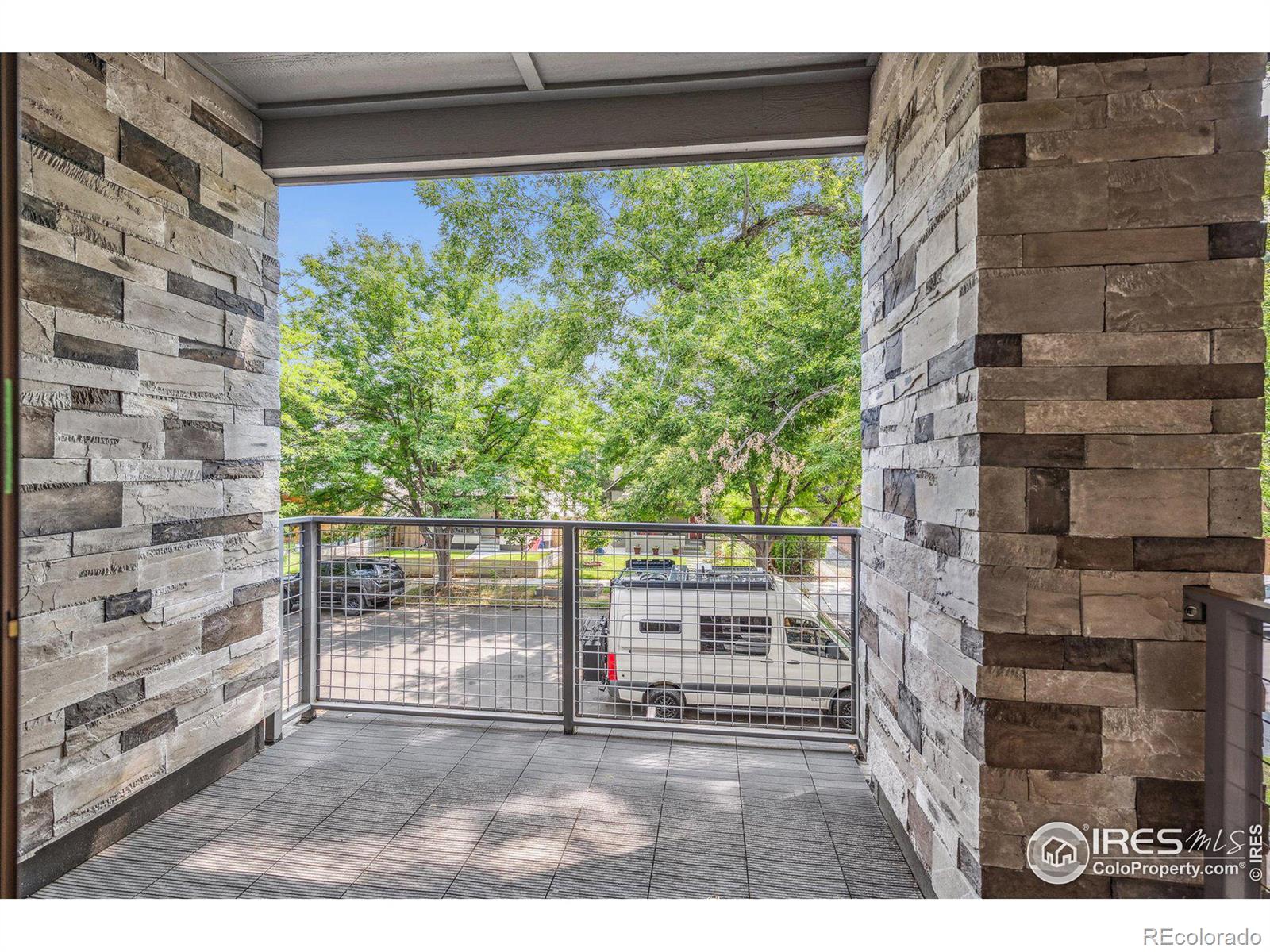 MLS Image #18 for 3373 w moncrieff place,denver, Colorado