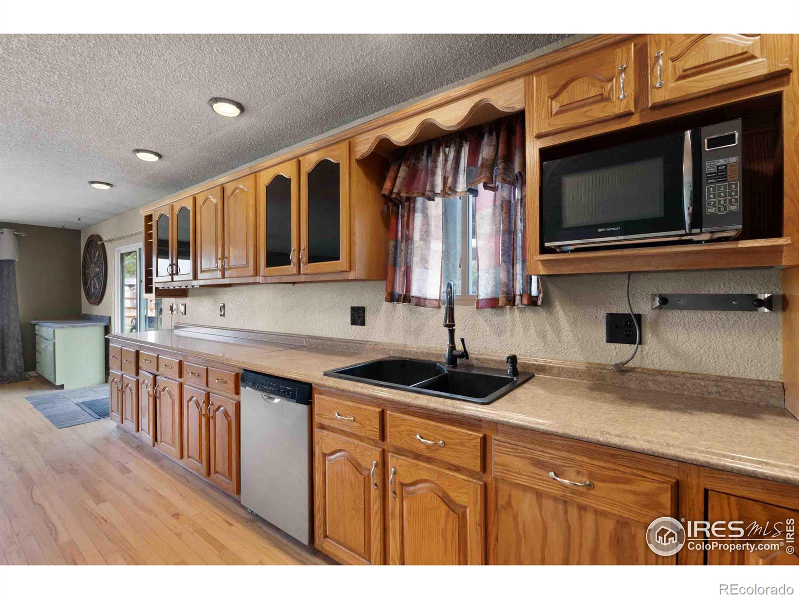 MLS Image #10 for 2912  lake hollow road,berthoud, Colorado