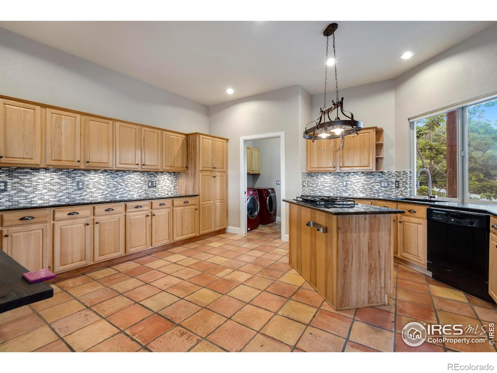 MLS Image #12 for 913  lookout court,windsor, Colorado