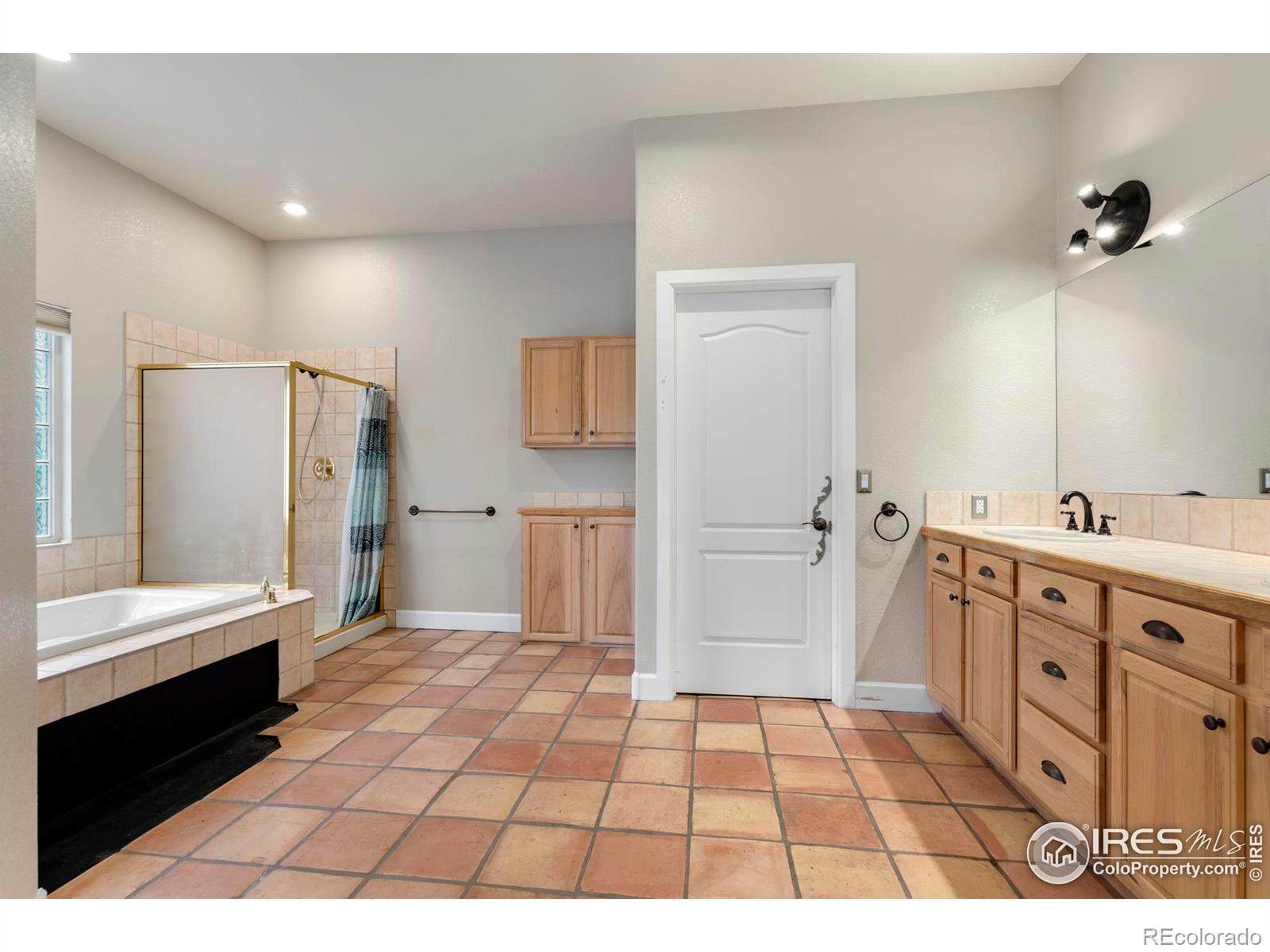 MLS Image #18 for 913  lookout court,windsor, Colorado