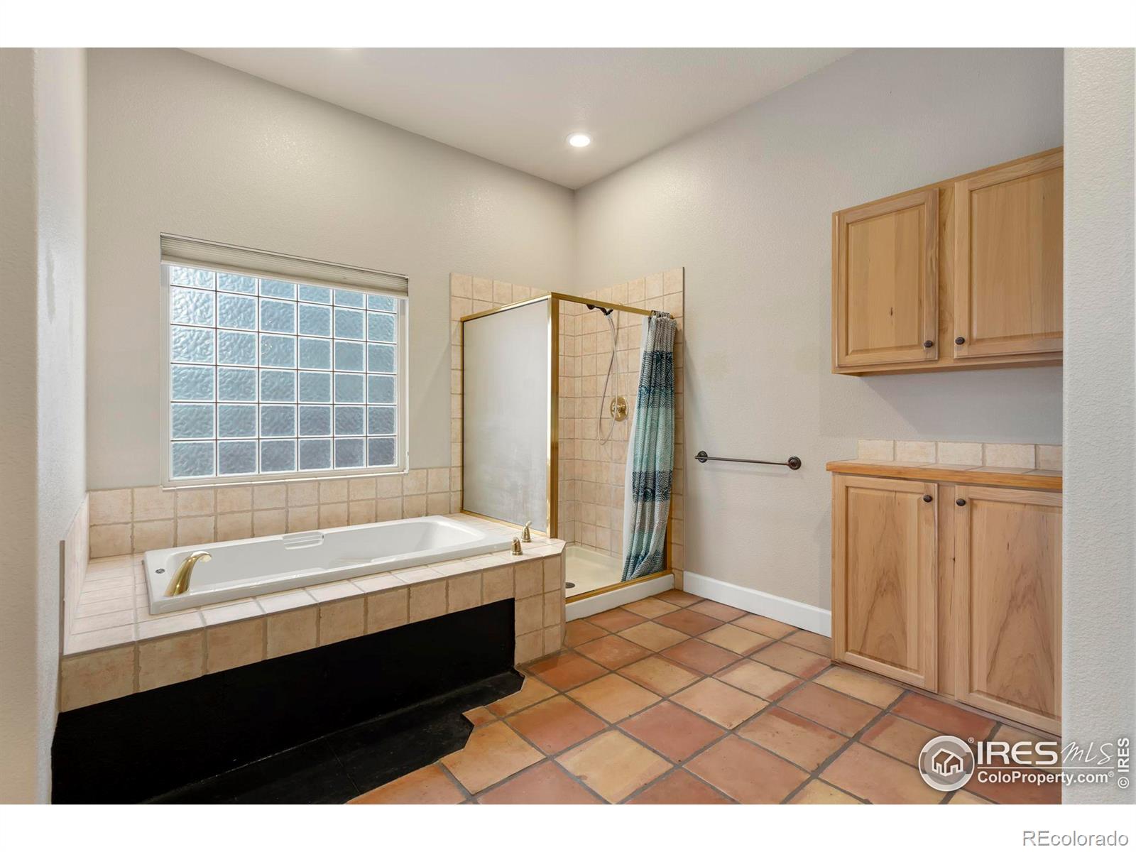 MLS Image #19 for 913  lookout court,windsor, Colorado