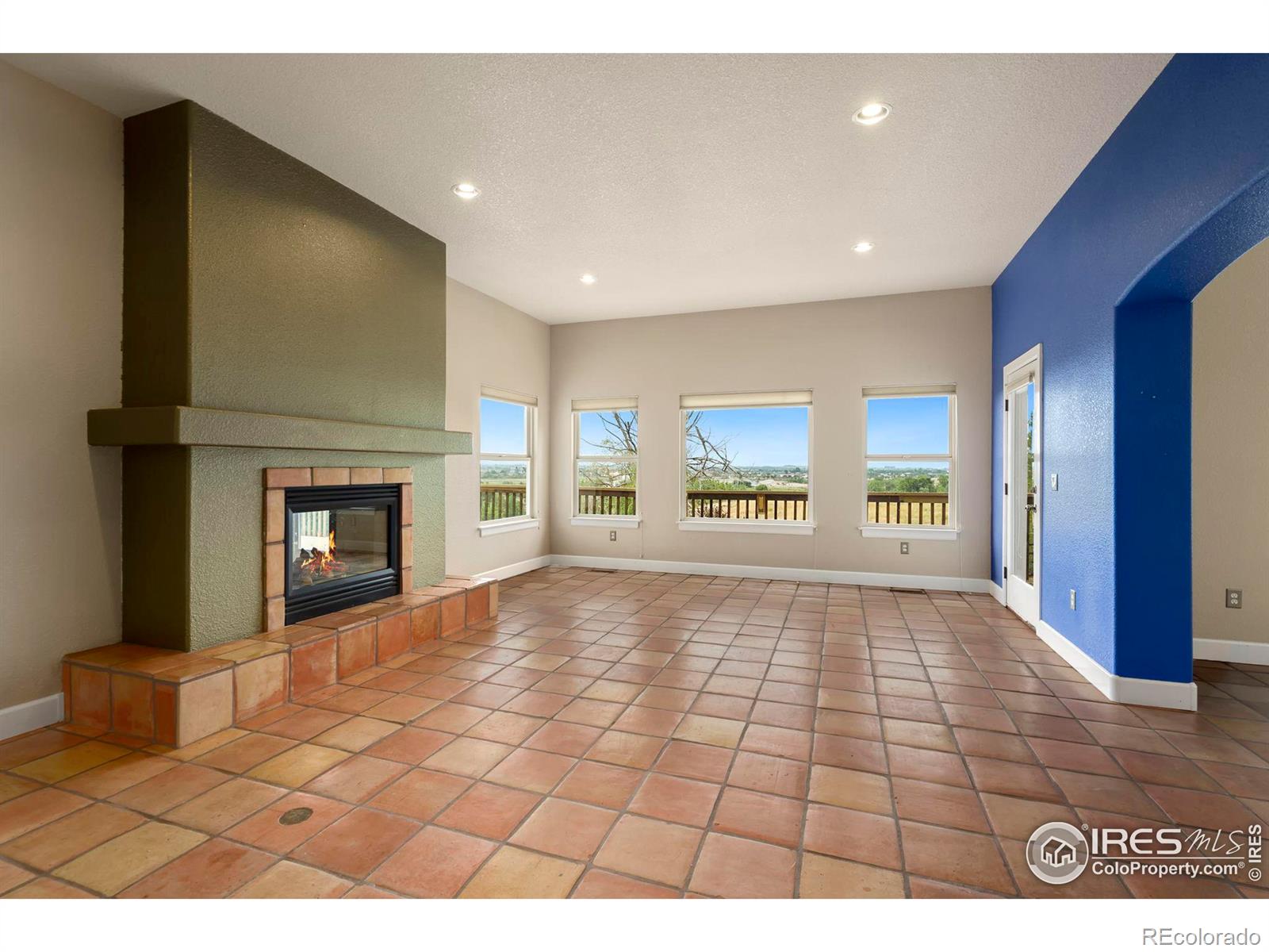 MLS Image #3 for 913  lookout court,windsor, Colorado