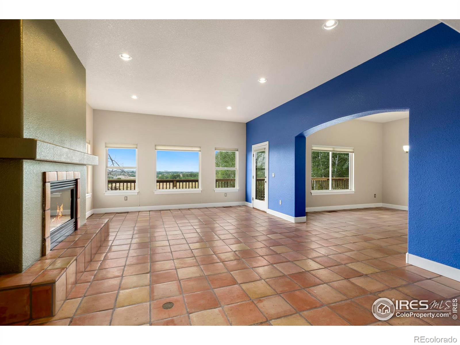 MLS Image #4 for 913  lookout court,windsor, Colorado