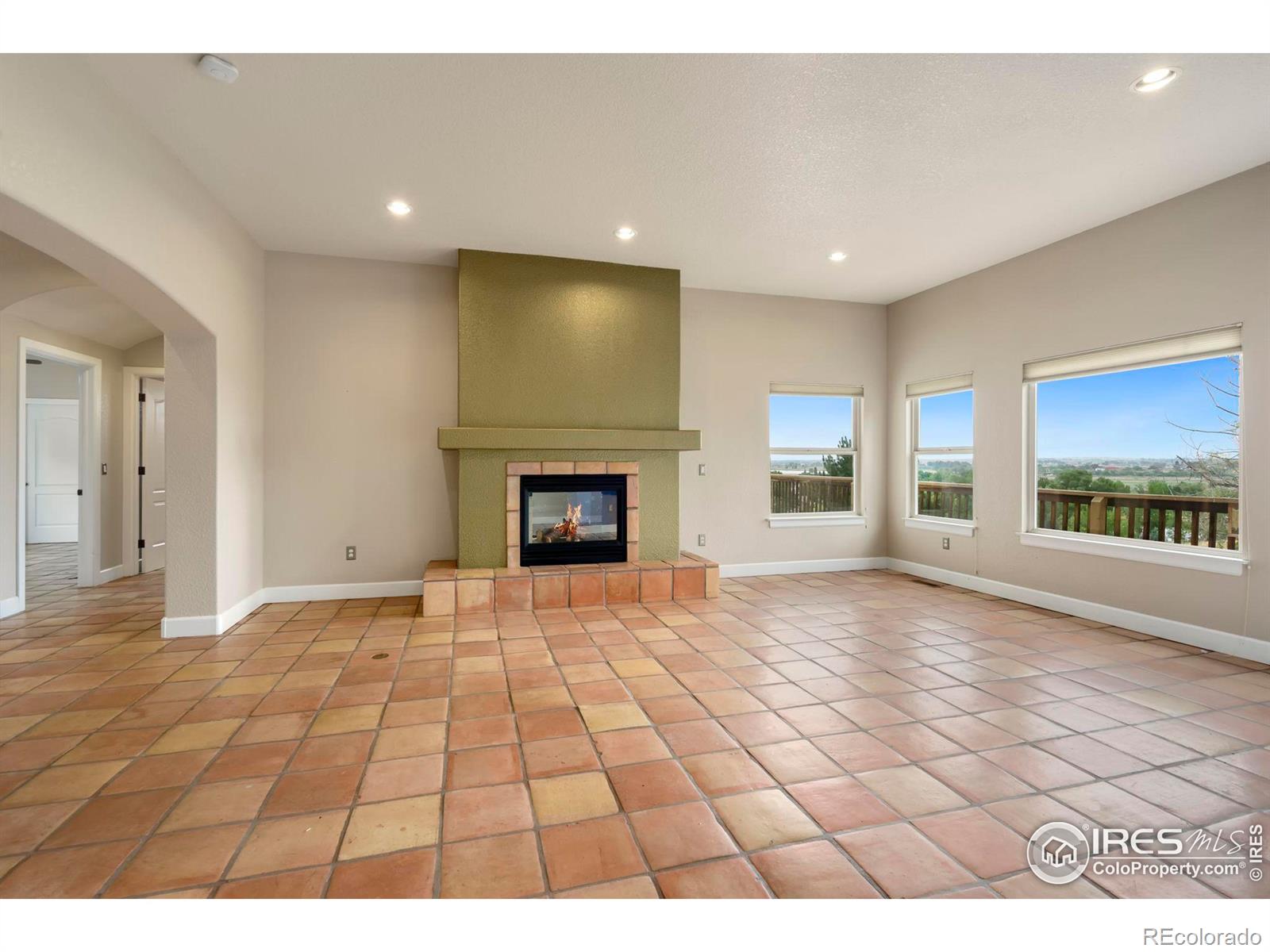 MLS Image #6 for 913  lookout court,windsor, Colorado