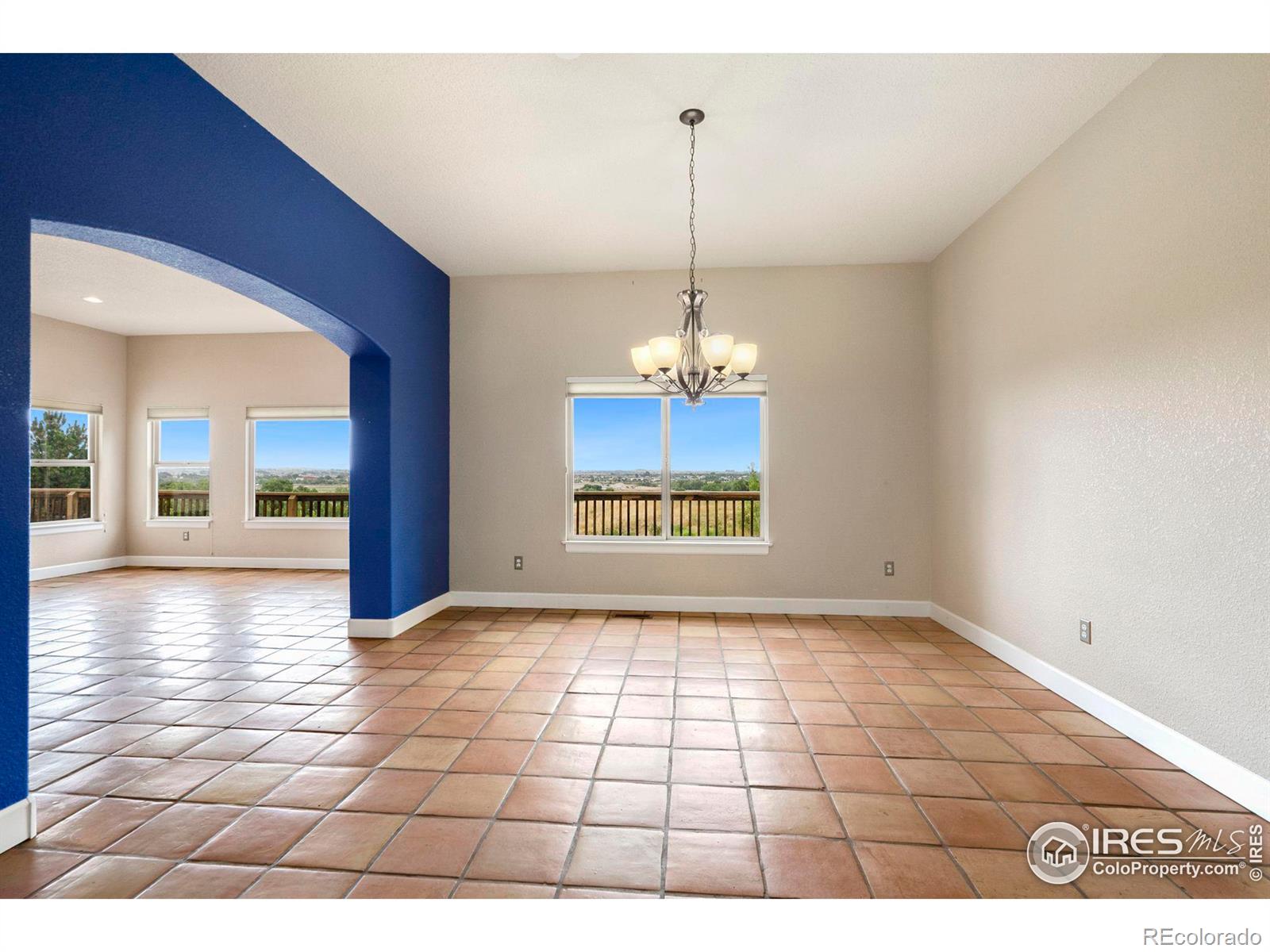 MLS Image #8 for 913  lookout court,windsor, Colorado