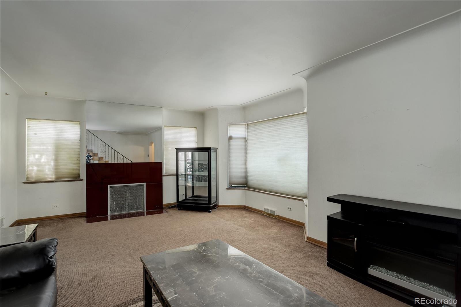 MLS Image #4 for 2430  monaco parkway,denver, Colorado