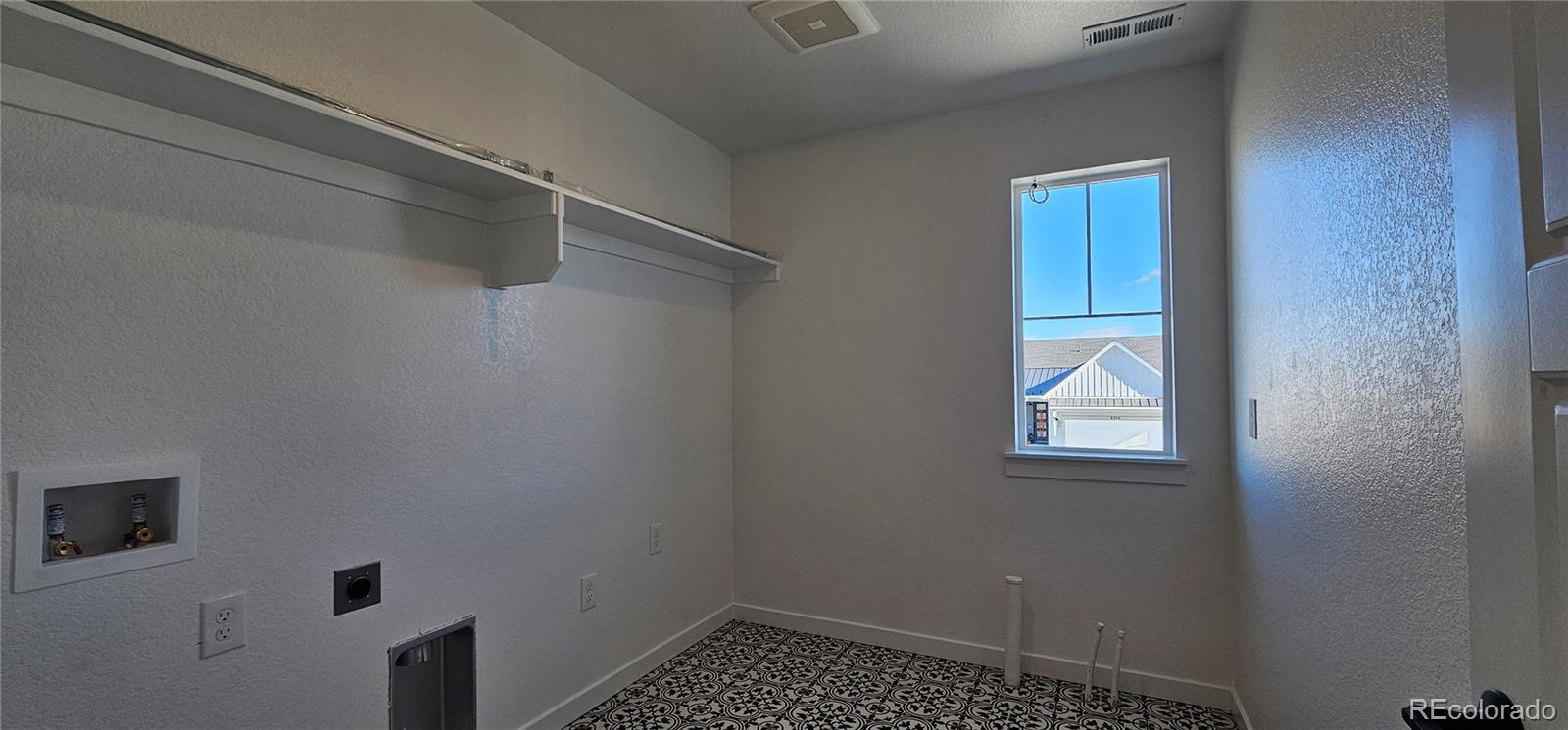 MLS Image #10 for 8305  sam bass drive,colorado springs, Colorado