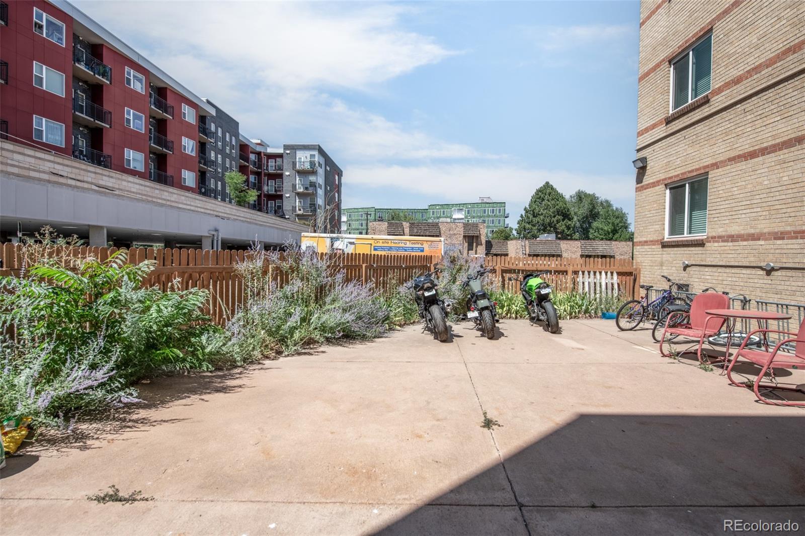 MLS Image #23 for 1101  bellaire street,denver, Colorado