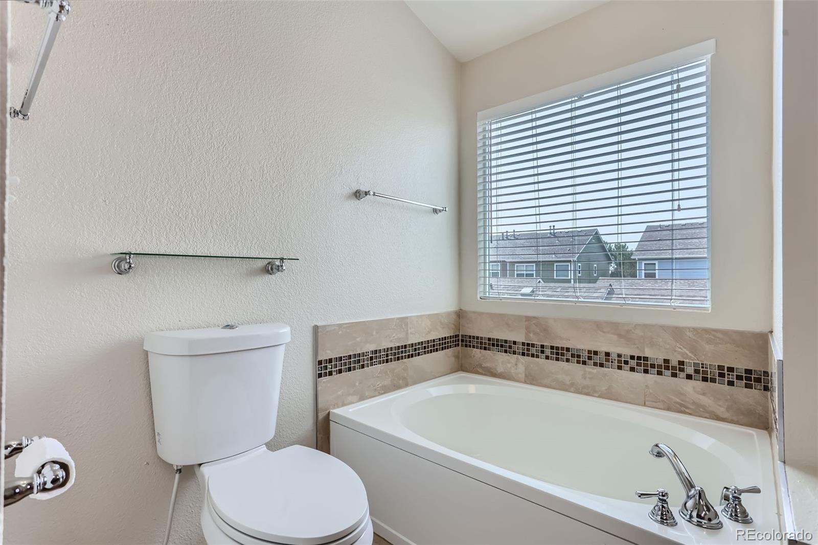 MLS Image #15 for 15612 e 96th way,commerce city, Colorado