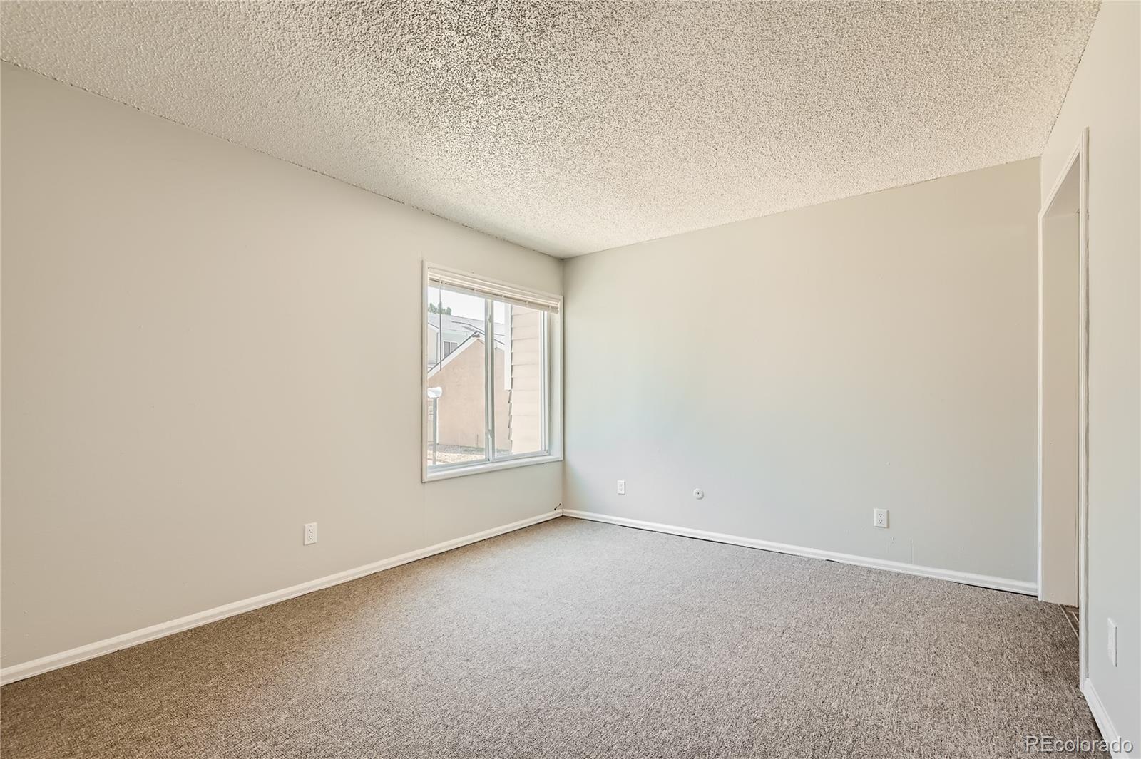 MLS Image #3 for 10722 e exposition avenue,aurora, Colorado