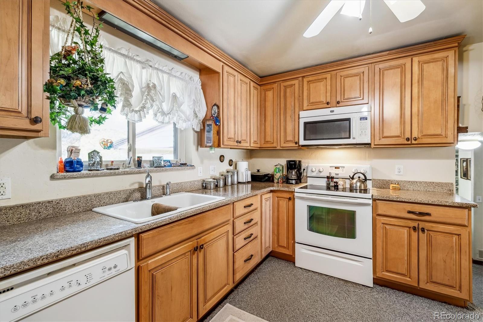 MLS Image #25 for 3011 s fenton street,denver, Colorado