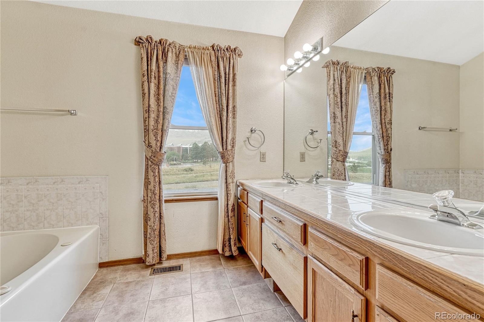 MLS Image #29 for 4720  holister court,colorado springs, Colorado