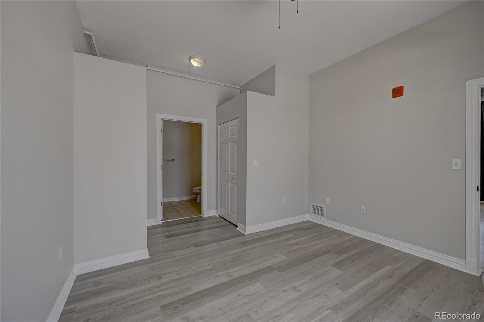 MLS Image #11 for 277 n broadway  312,denver, Colorado