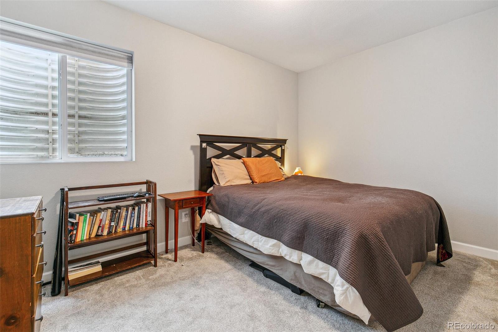 MLS Image #25 for 8542 e 49th place,denver, Colorado