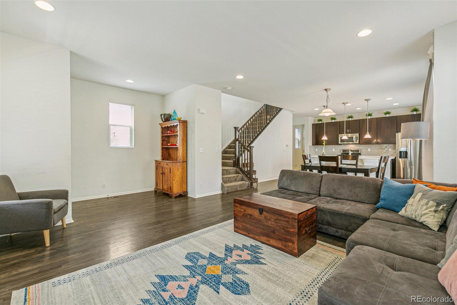 MLS Image #3 for 8542 e 49th place,denver, Colorado