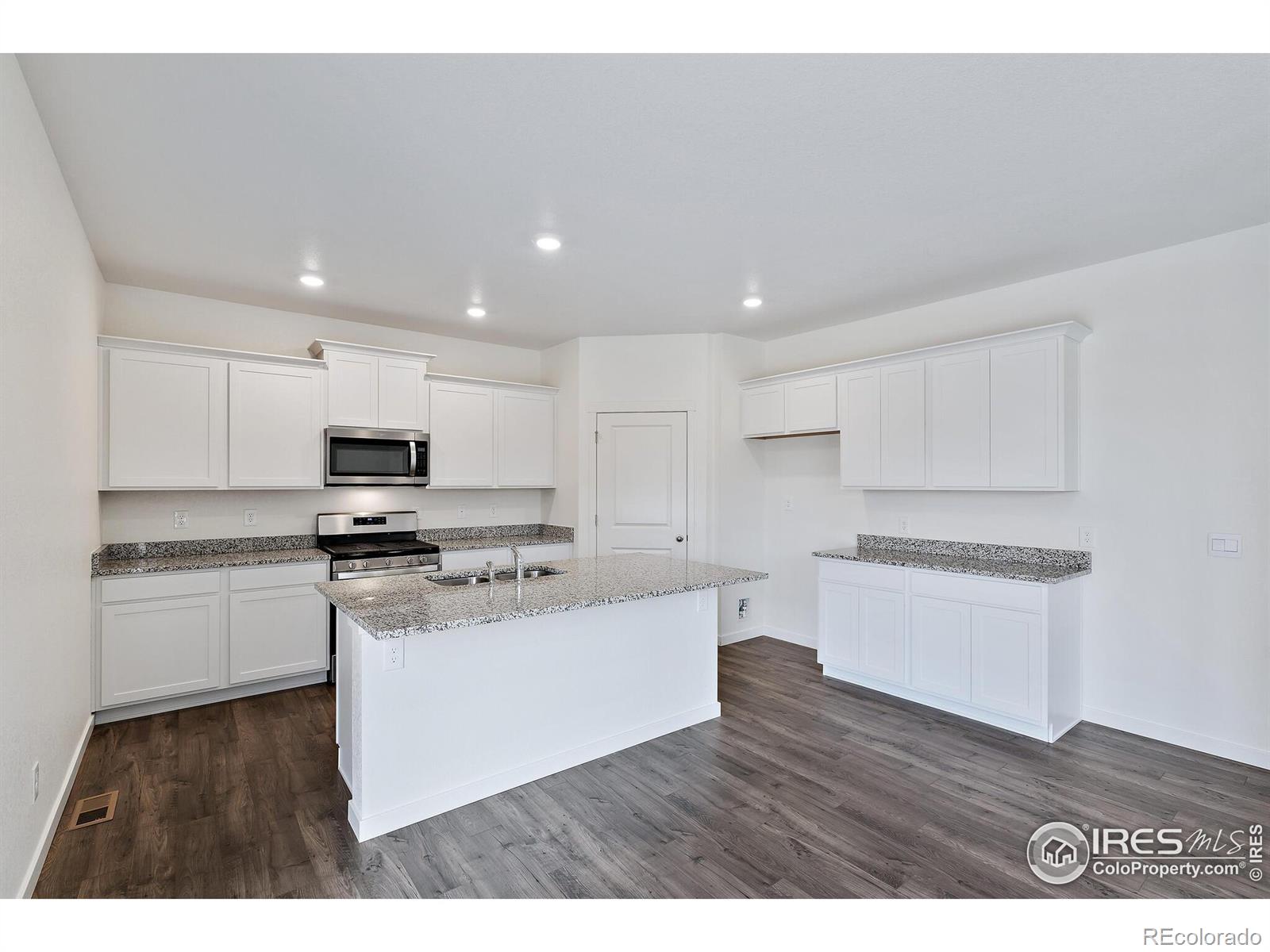 MLS Image #10 for 6441  globeflower street,wellington, Colorado