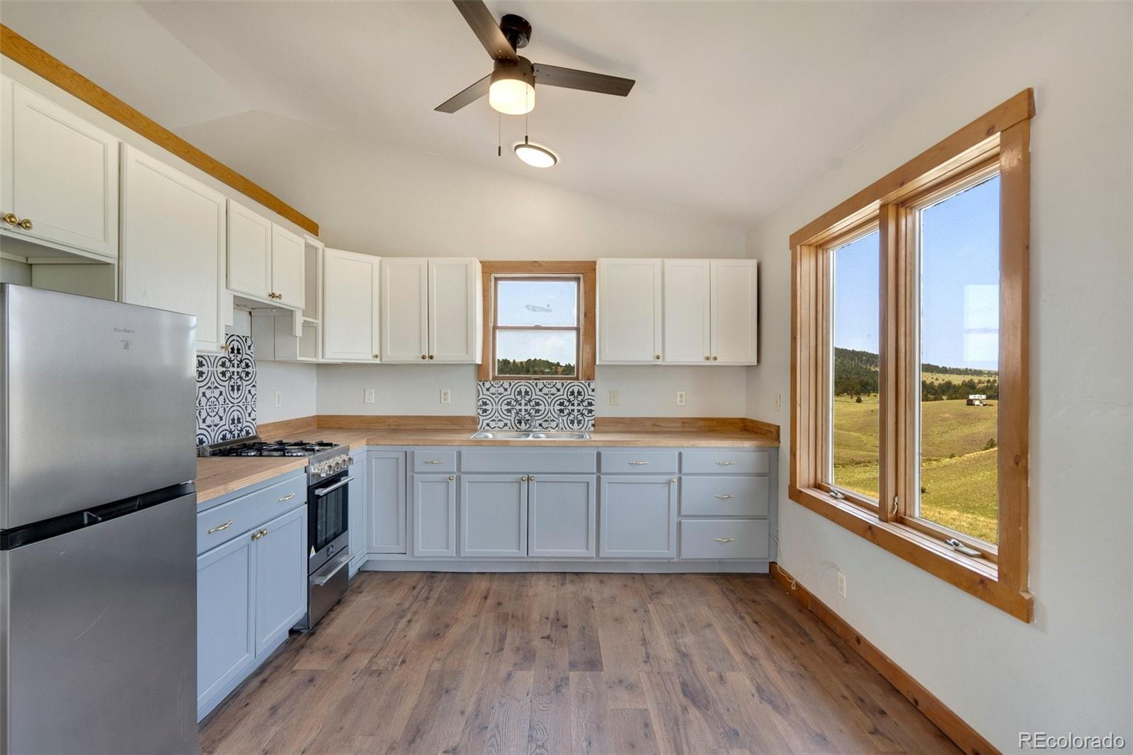 MLS Image #10 for 35  victor drive,hartsel, Colorado