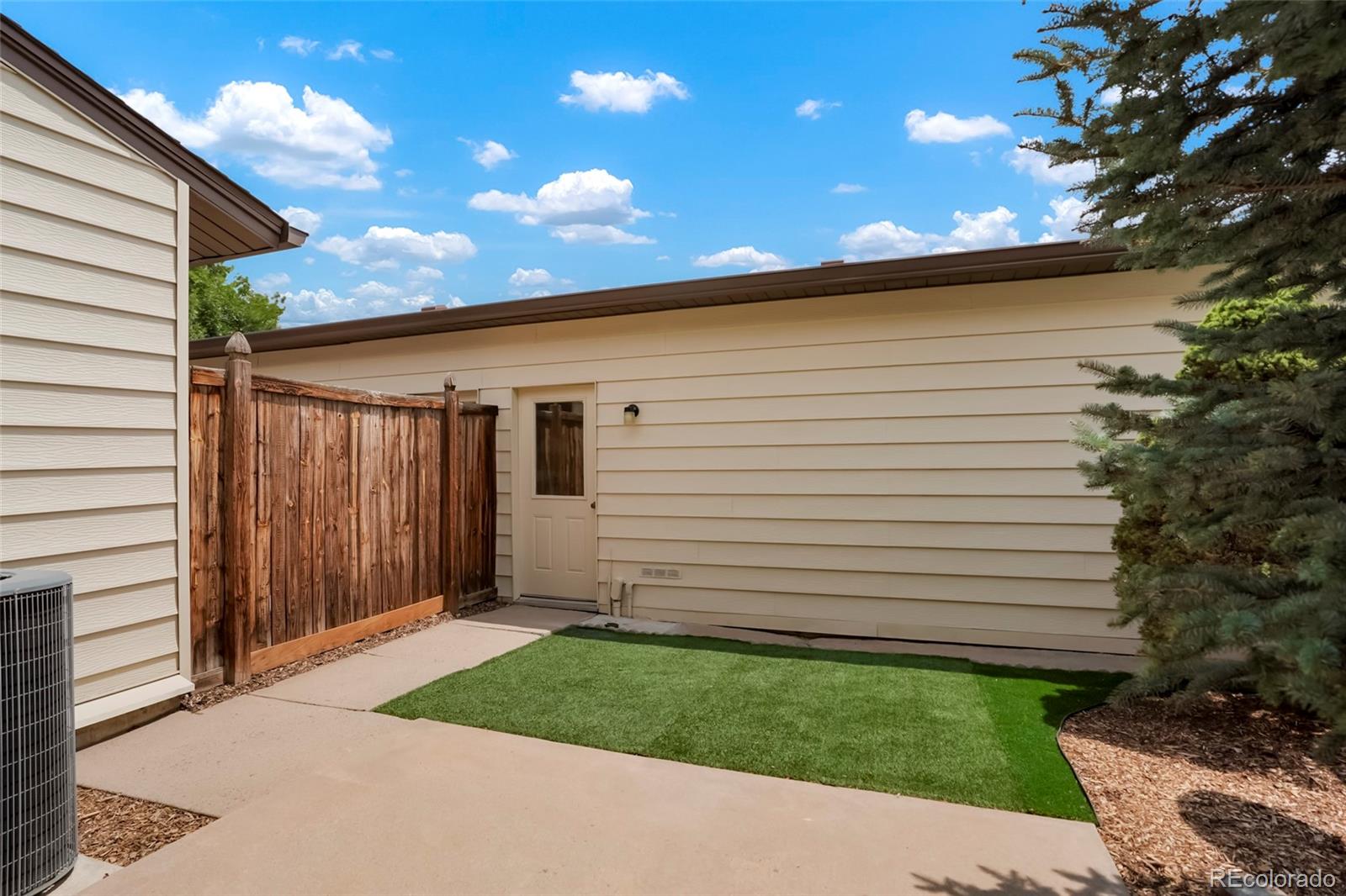 MLS Image #23 for 3521 s kittredge street,aurora, Colorado