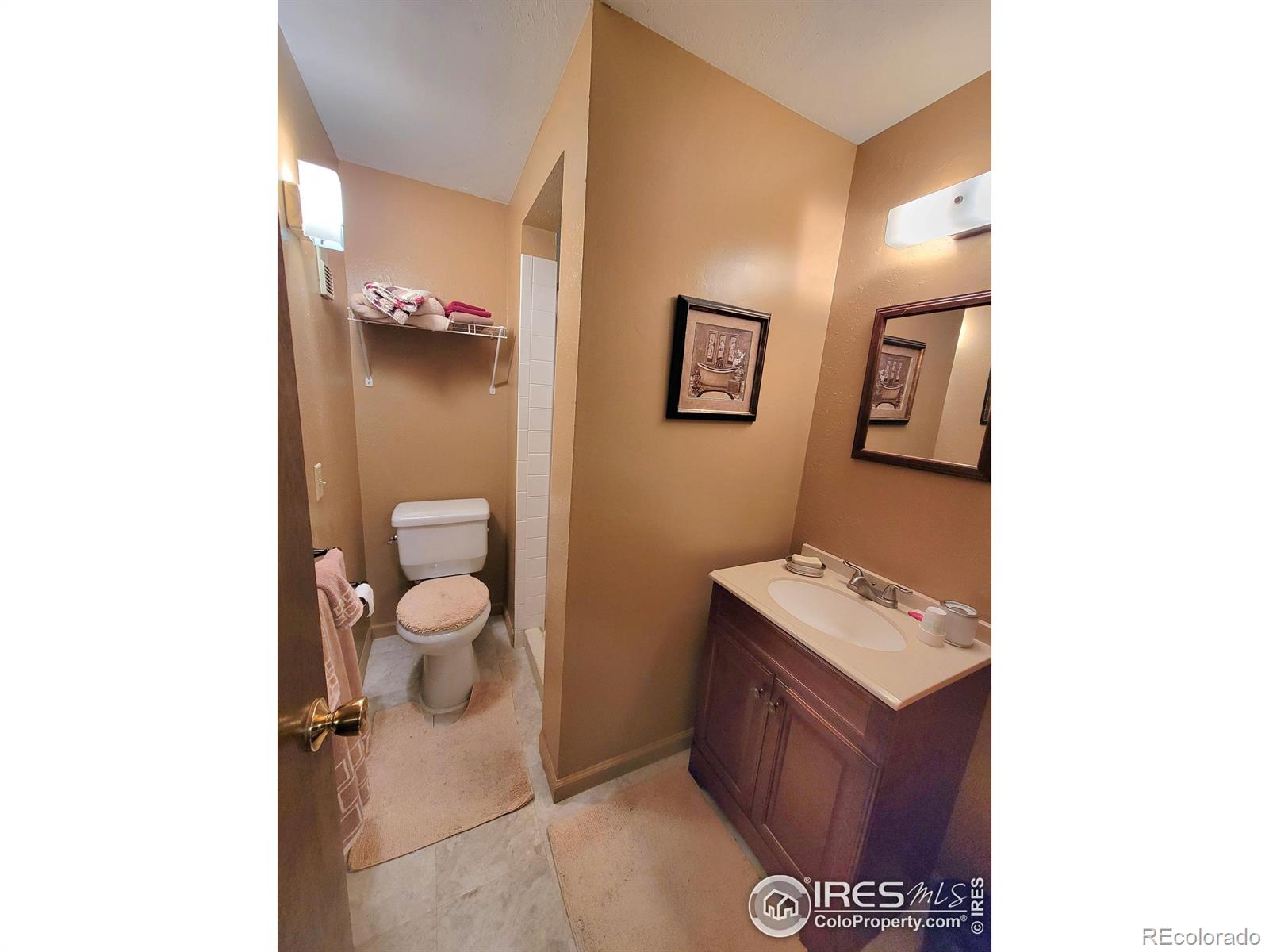 MLS Image #22 for 5031  yucca court,johnstown, Colorado