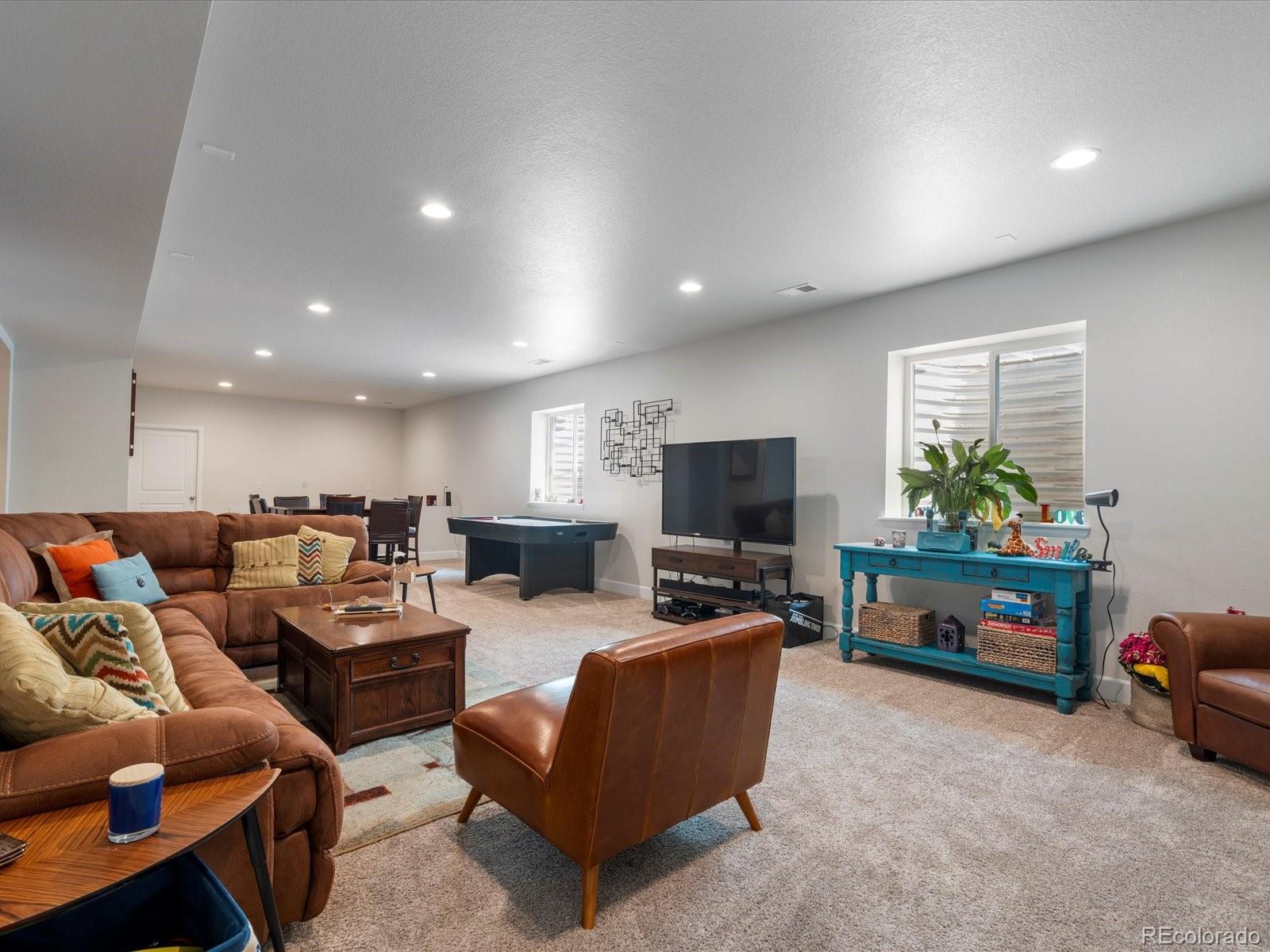 MLS Image #15 for 3921  eaton park street,aurora, Colorado