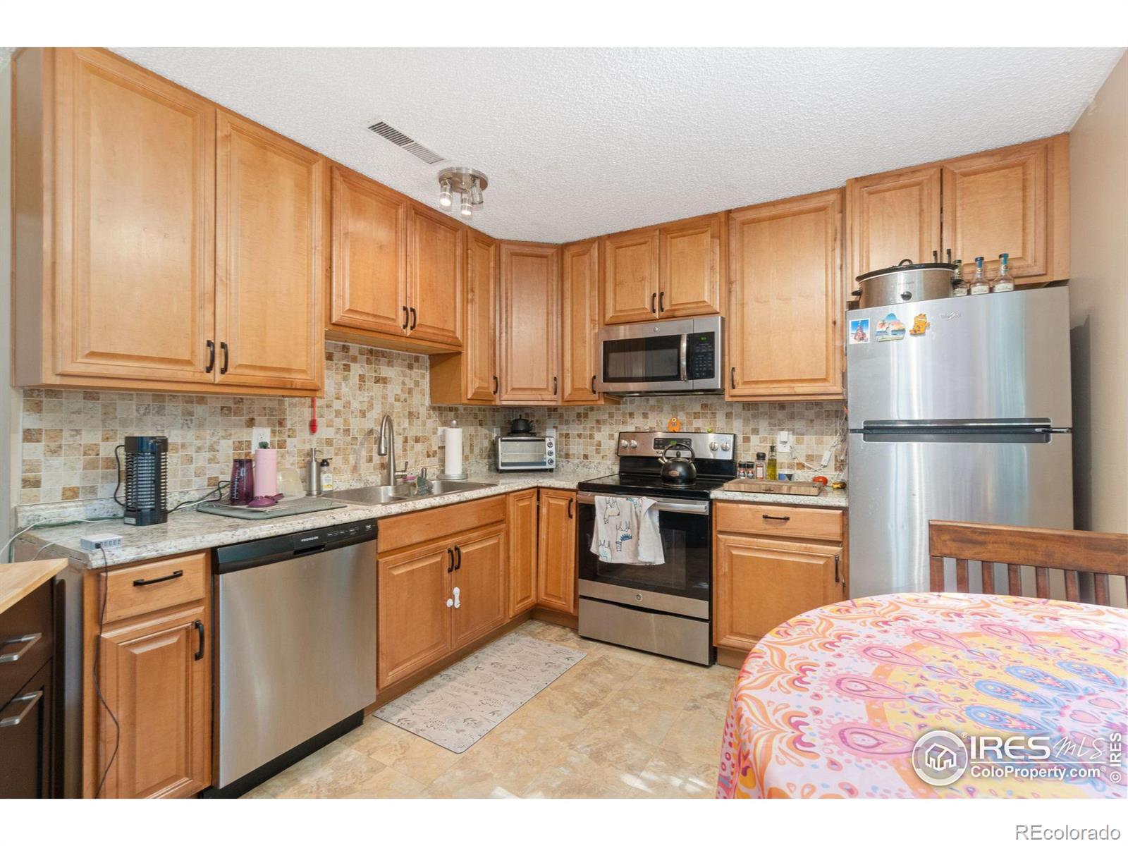 MLS Image #11 for 3300  madison avenue,boulder, Colorado
