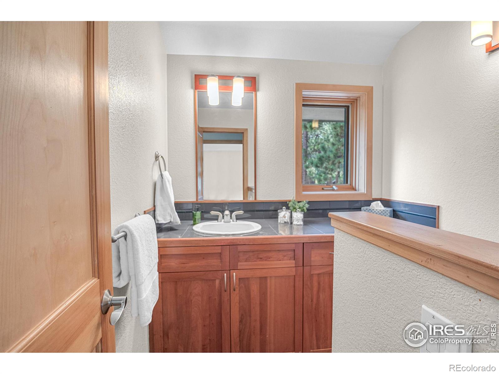 MLS Image #16 for 1107  mountain pines road,boulder, Colorado