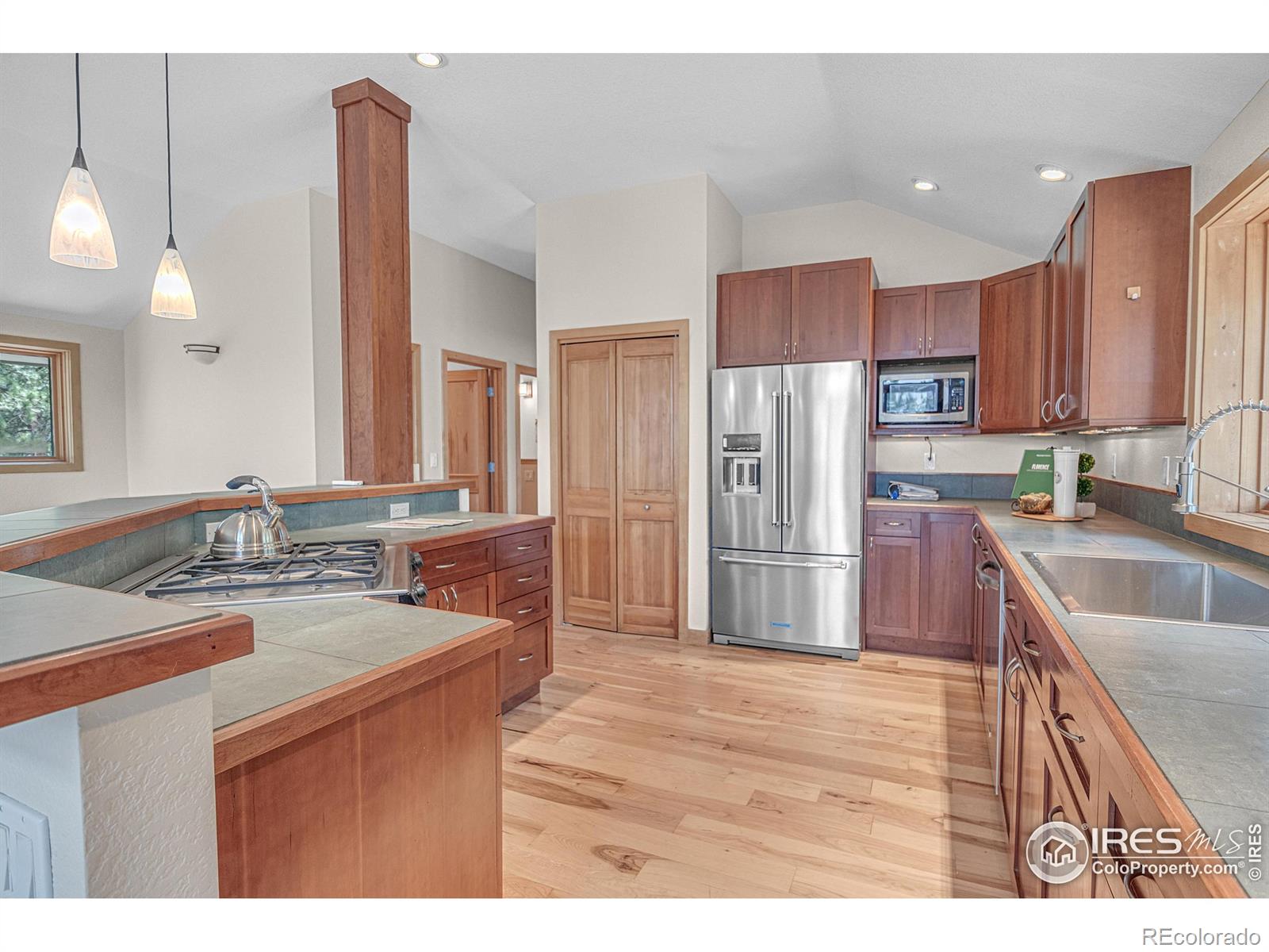 MLS Image #5 for 1107  mountain pines road,boulder, Colorado