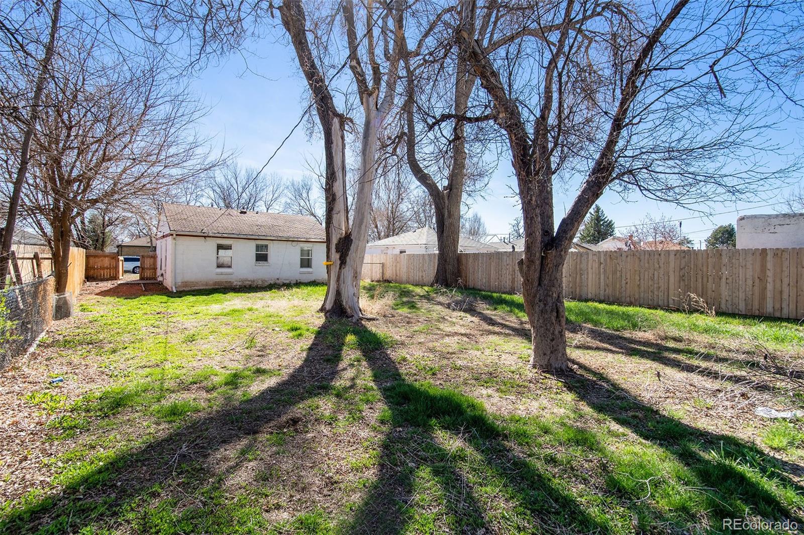 MLS Image #9 for 1565  xanthia street,denver, Colorado