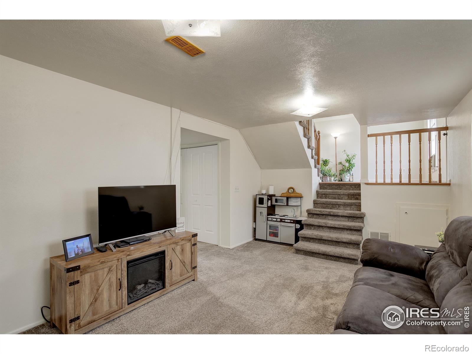 MLS Image #9 for 614  glenwood drive,lafayette, Colorado