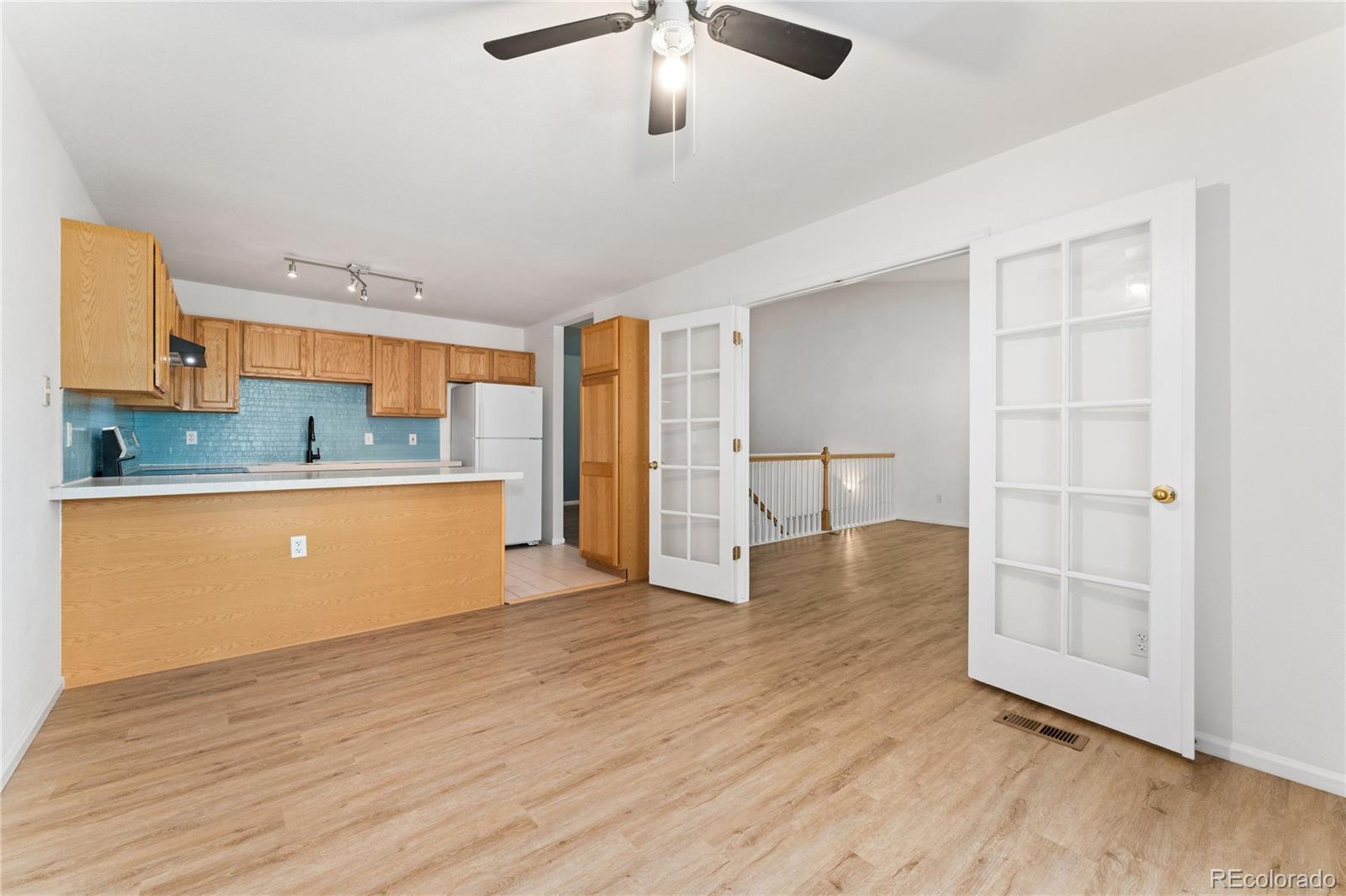 MLS Image #12 for 9612 e arkansas place,denver, Colorado