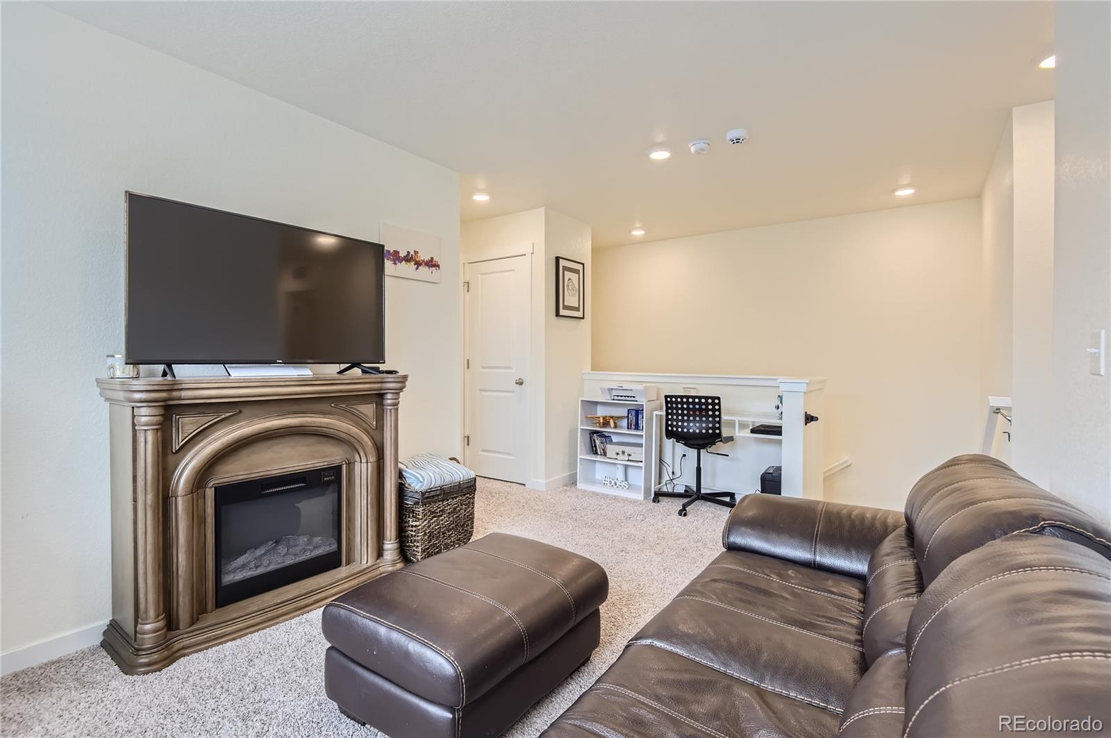 MLS Image #14 for 21974 e 9th place,aurora, Colorado