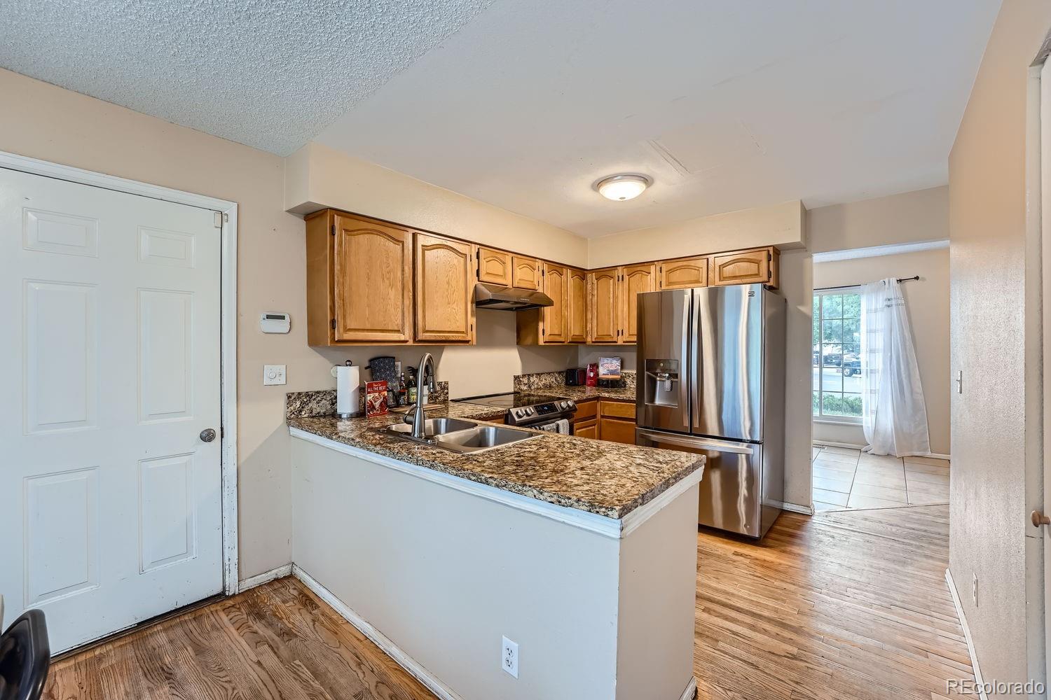 MLS Image #12 for 1099 s naples way,aurora, Colorado