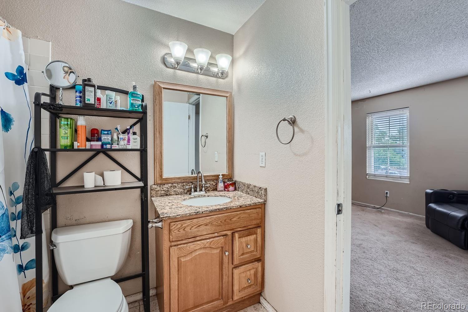 MLS Image #3 for 1099 s naples way,aurora, Colorado