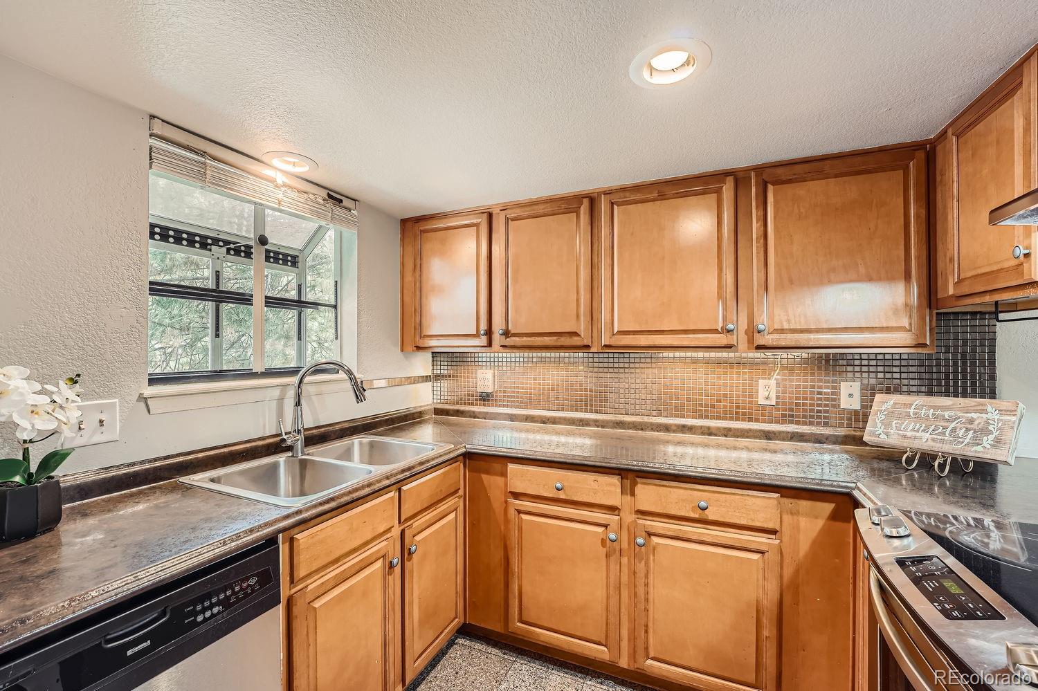 MLS Image #3 for 4038 s richfield way,aurora, Colorado