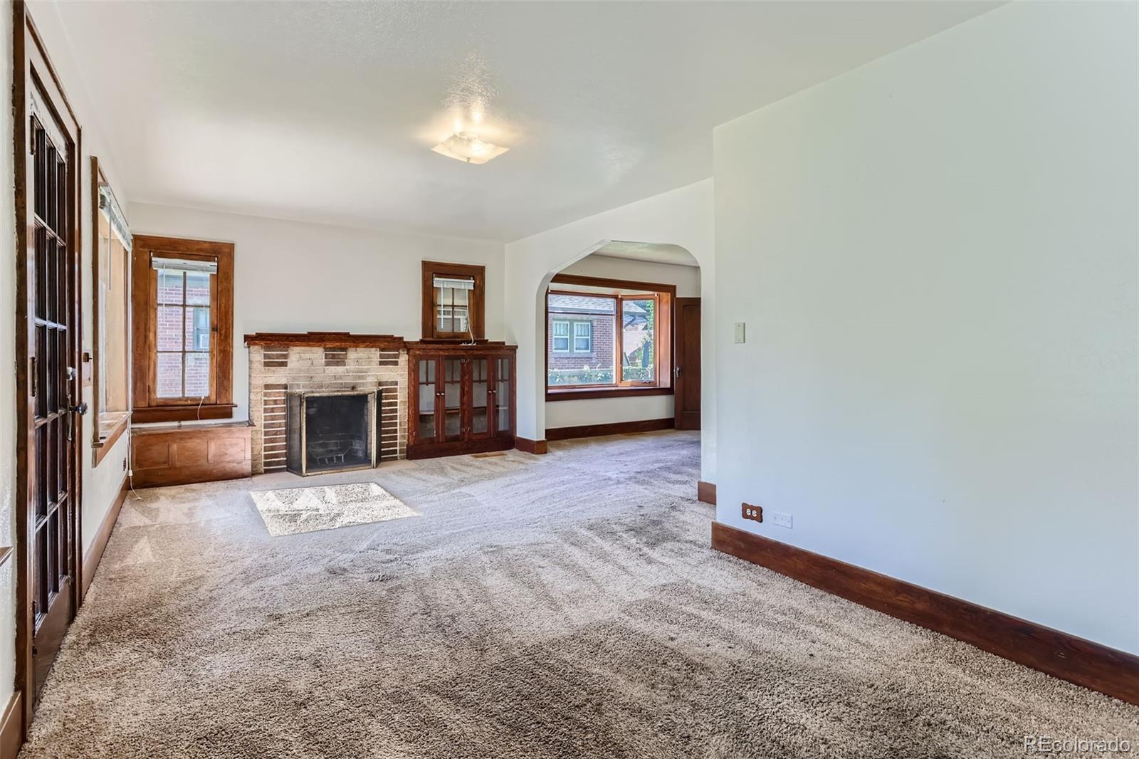 MLS Image #5 for 1519 s clarkson street,denver, Colorado