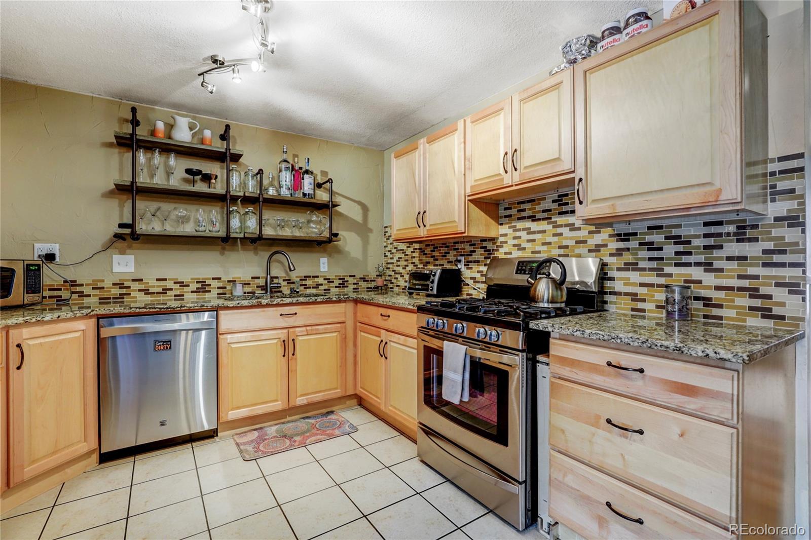 MLS Image #9 for 6663 s washington street,centennial, Colorado