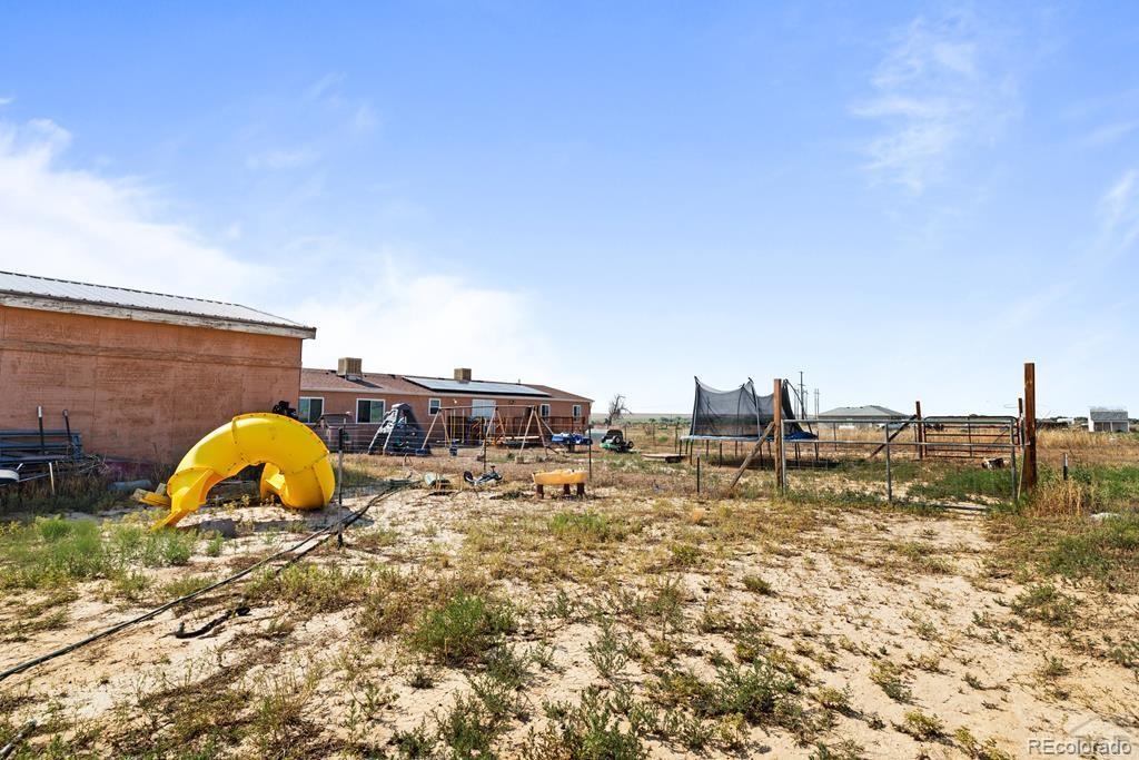 MLS Image #11 for 2912  40th lane ,avondale, Colorado