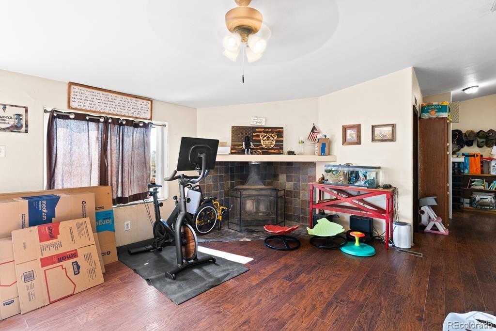MLS Image #12 for 2912  40th lane ,avondale, Colorado