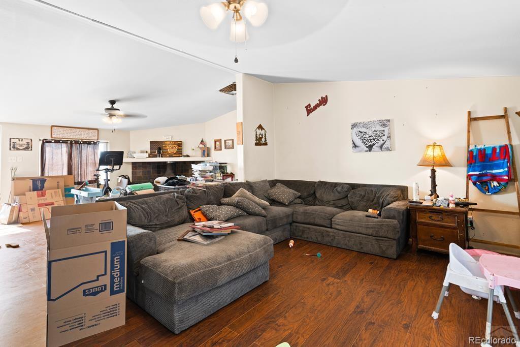 MLS Image #15 for 2912  40th lane ,avondale, Colorado