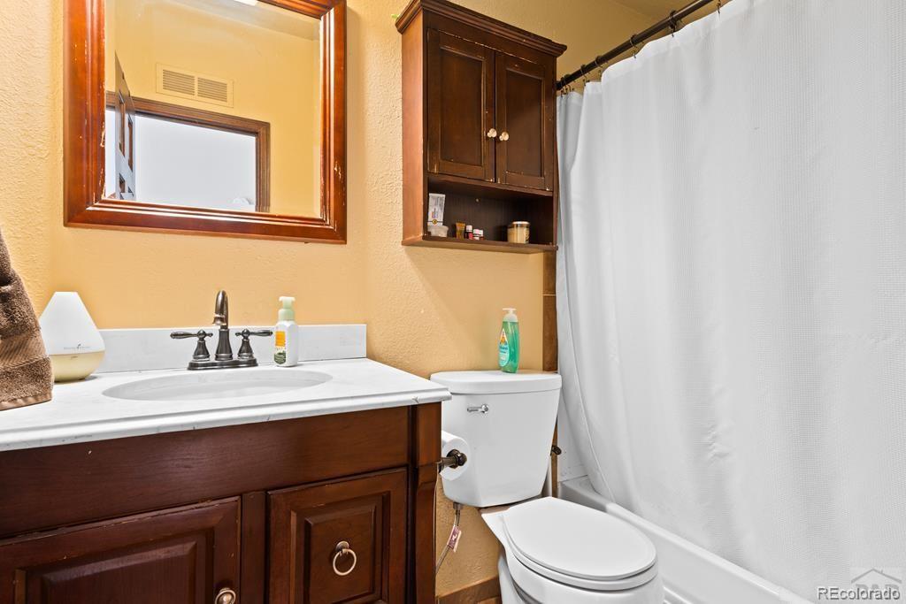MLS Image #20 for 2912  40th lane ,avondale, Colorado