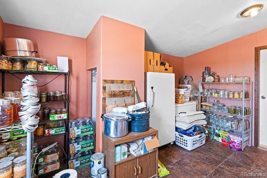 MLS Image #23 for 2912  40th lane ,avondale, Colorado