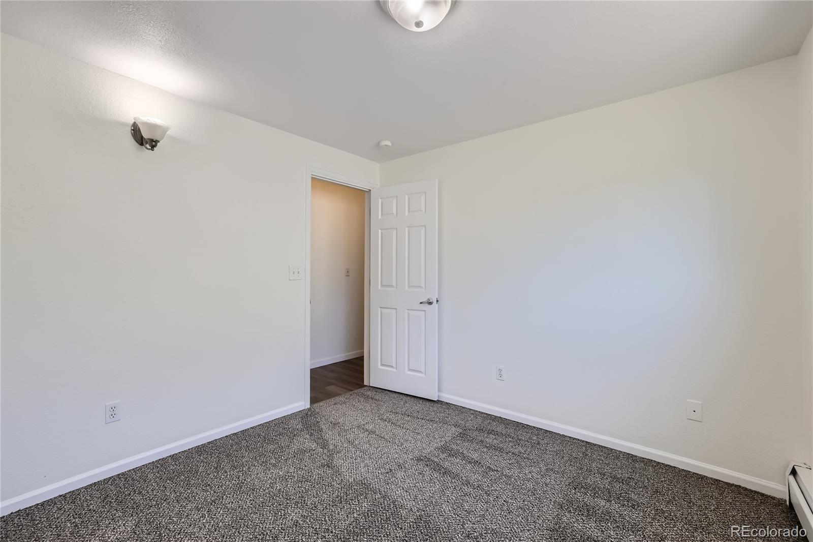 MLS Image #11 for 62  newark street,aurora, Colorado