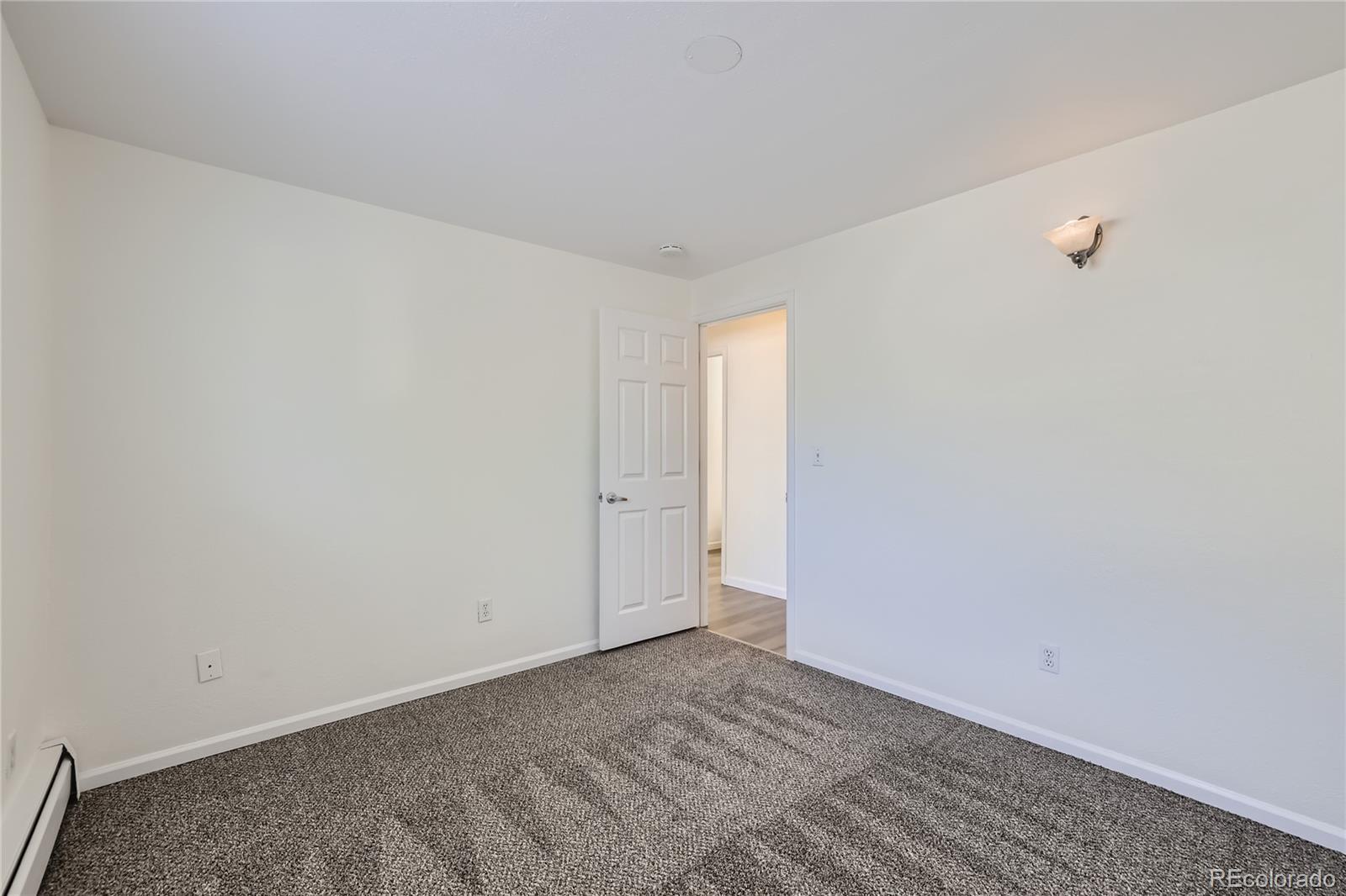 MLS Image #13 for 62  newark street,aurora, Colorado