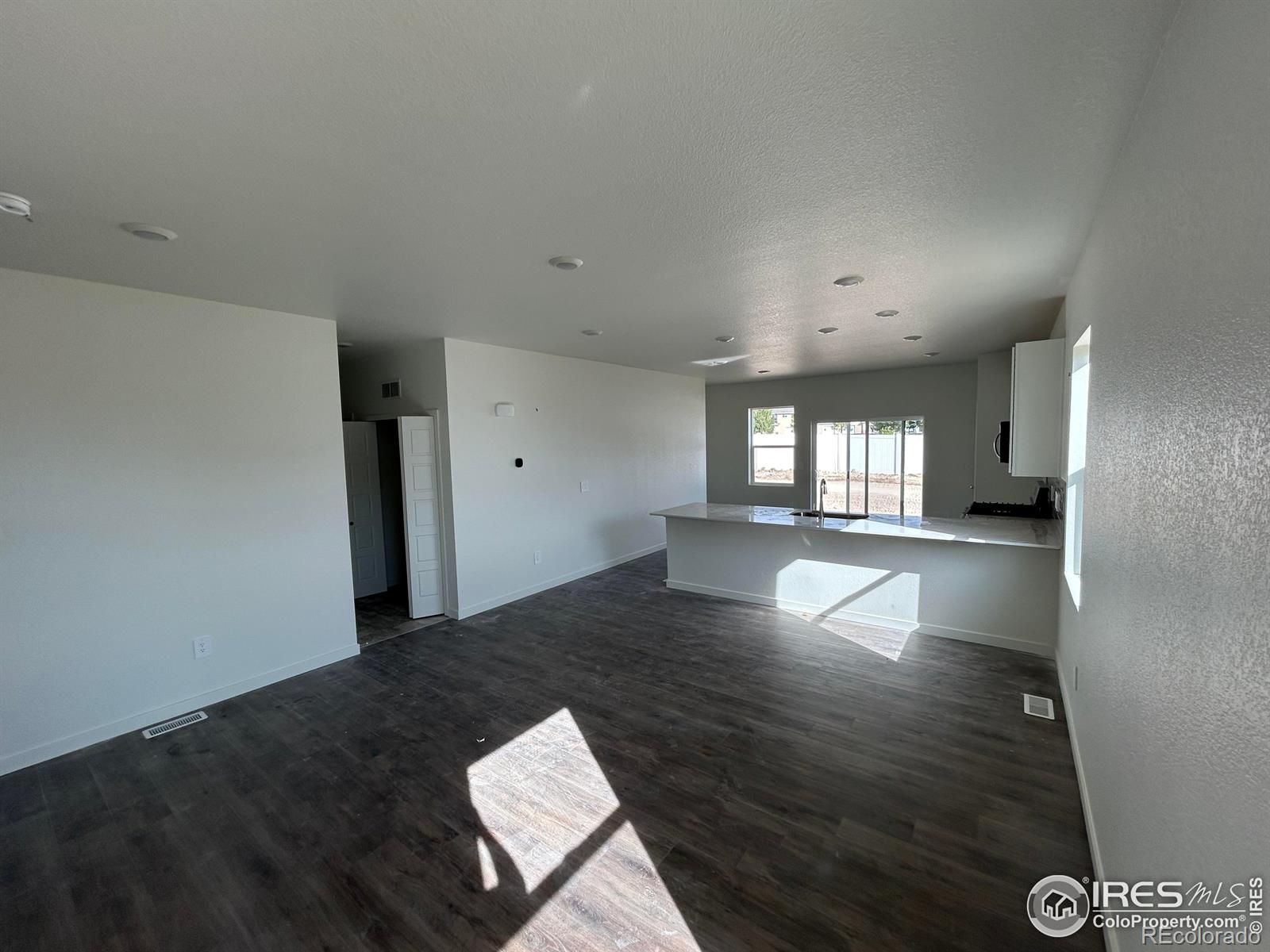 MLS Image #10 for 3629  moab court,evans, Colorado