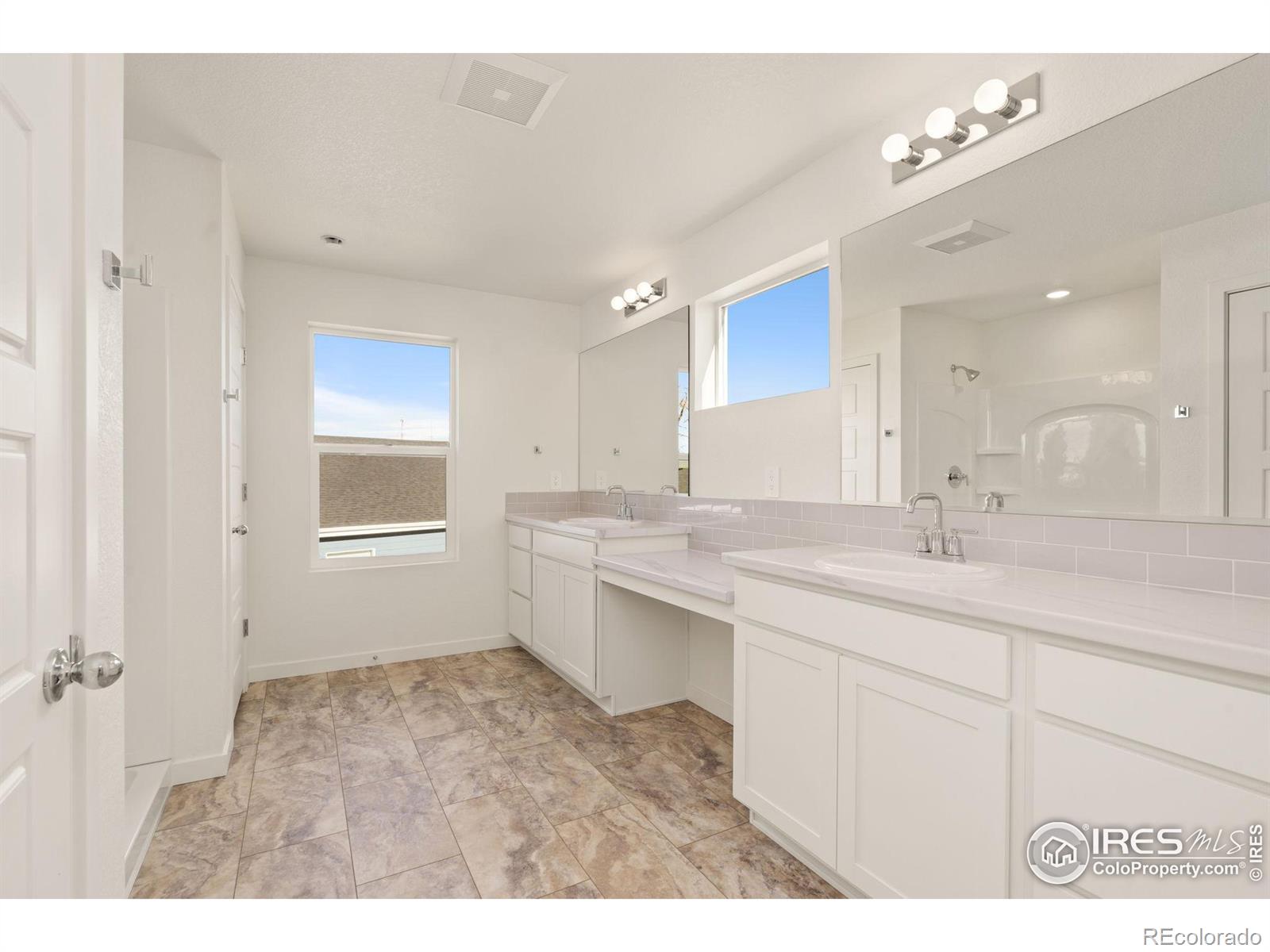 MLS Image #10 for 3621  moab court,evans, Colorado