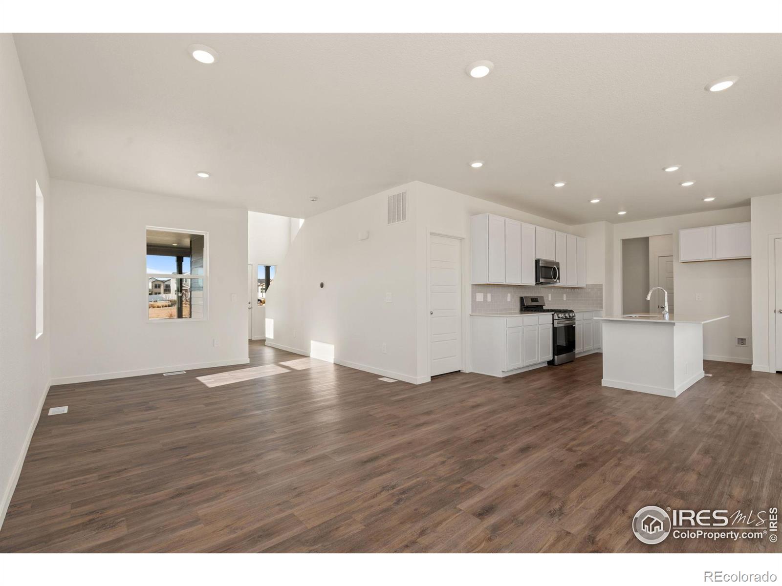 MLS Image #2 for 3621  moab court,evans, Colorado